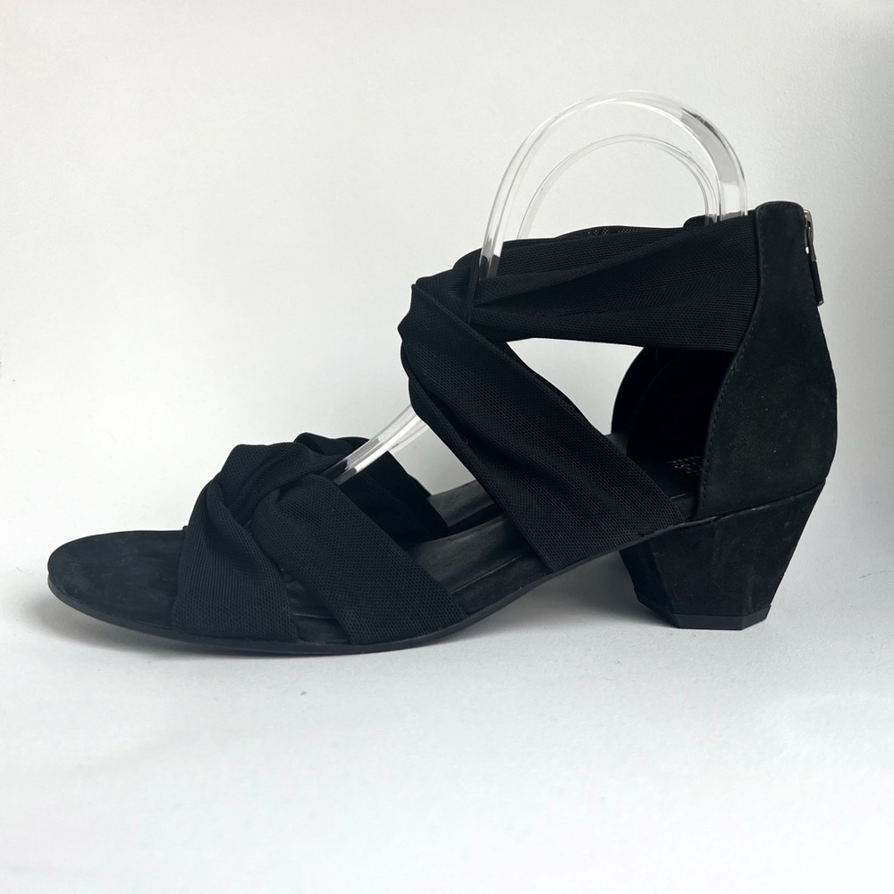 Eileen Fisher Joy Black Twister Sandal